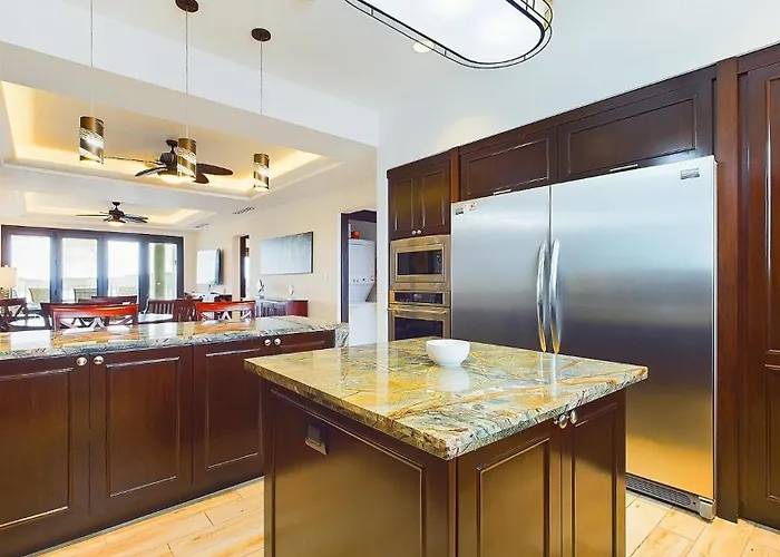 360 Splendor 208a- Ocean View Condo, Breakfast Apartment *