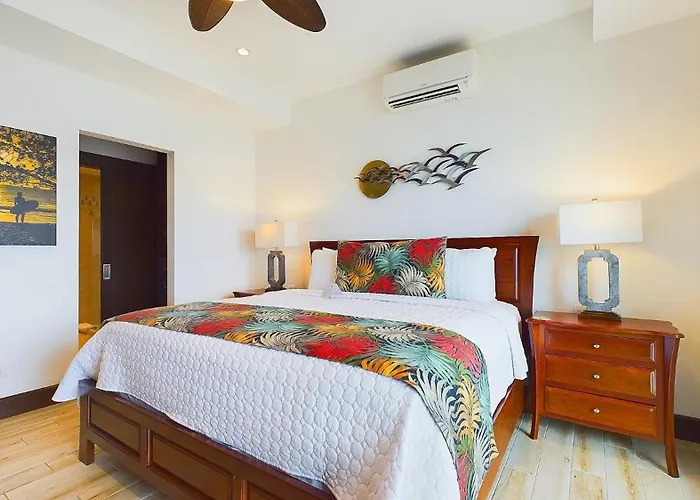 360 Splendor 208a- Ocean View Condo, Breakfast * Playa Flamingo