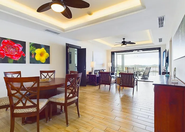 360 Splendor 208a- Ocean View Condo, Breakfast Playa Flamingo