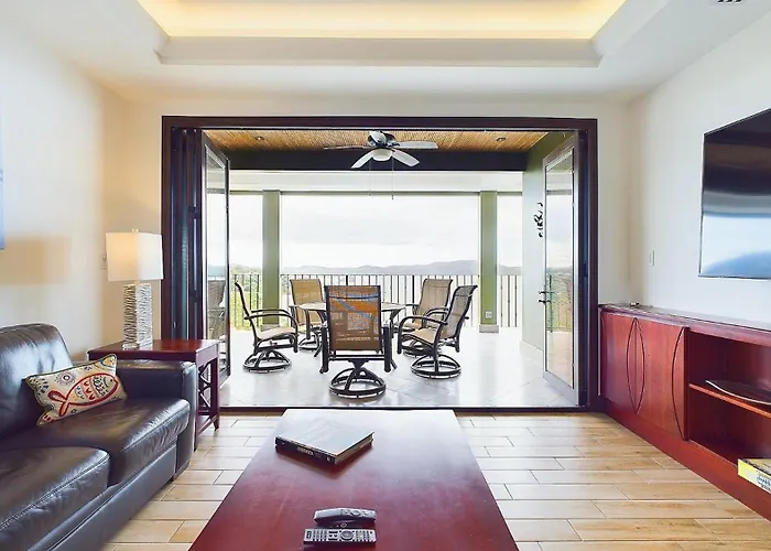360 Splendor 208a- Ocean View Condo, Breakfast Apartment *